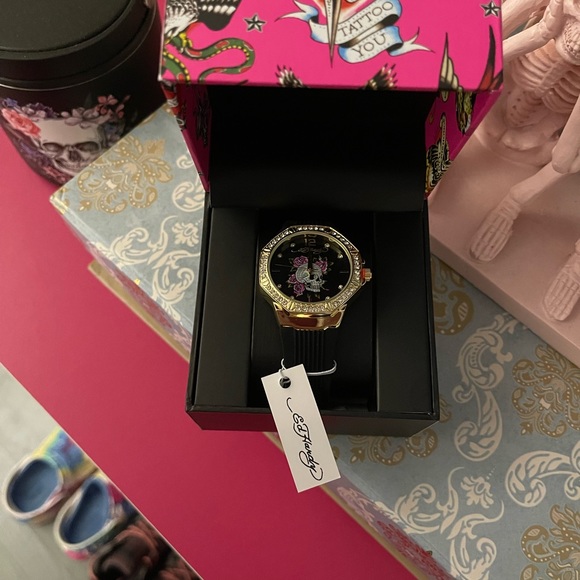 💖NIB ED HARDY WATCH💖 - Picture 2 of 7